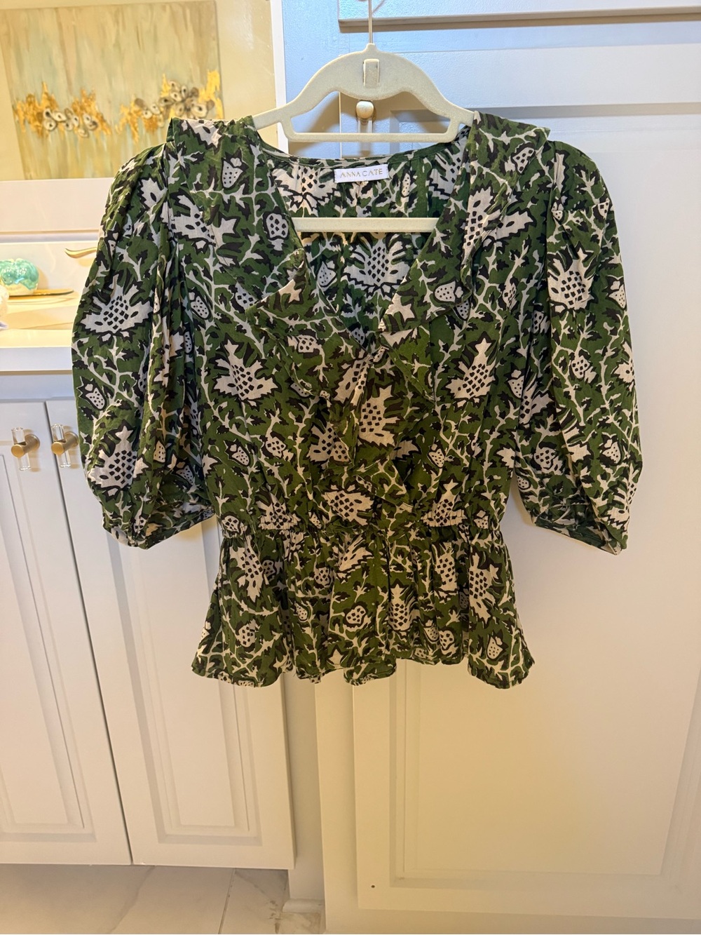 Anna Cate Green Floral Puff-Sleeve Peplum Blouse